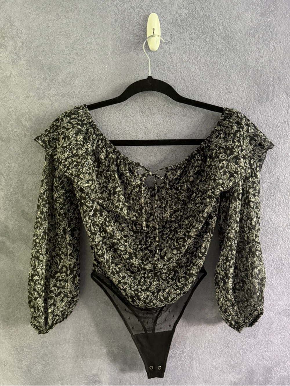 Abercrombie & Fitch Bodysuit (NWT) • Size: S